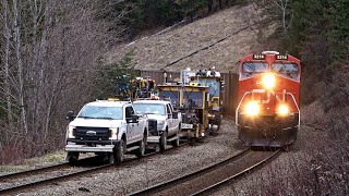 Canadian National Sulfur and Manifest Trains Overtake Huge MOW Rail Gang in the Fraser Canyon [upl. by Roosevelt87]