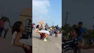 Peeche dekho 😜 gymnast acrobatics action stunt publicreaction indiagate viralshort couple [upl. by Artnoed]