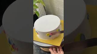 Simple cake design for beginners 😍shorts cake trending spongecake cakedecorating [upl. by Ylrak]