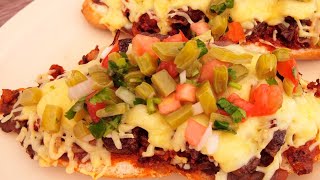 Molletes de chorizo y bistec [upl. by Aihsekyw]