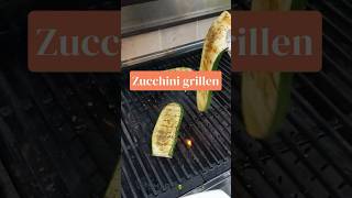 Zucchini grillen So gelingt das beliebte Grillgemüse auf dem Grill [upl. by Arot]