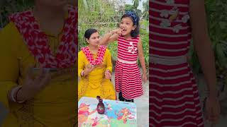 Kritika chocolate syrup ke sath kha gayi apni finger 😱😳KritikachannelShorts funny video [upl. by Anabella709]