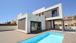 Villa with basement and large terraces overlooking the sea in Torrevieja [upl. by Ssew498]