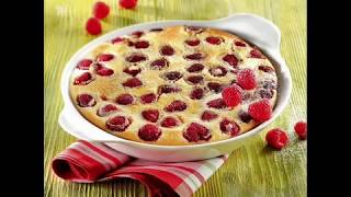 Le clafoutis à la framboise [upl. by Dnomder]