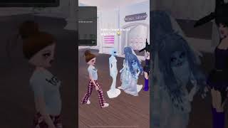 help what do i do 😭😭  dti funny roblox dressup [upl. by Aseretairam131]