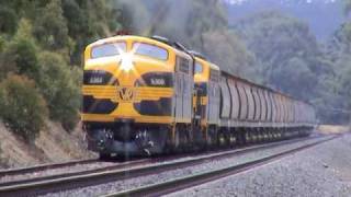 Australian Railways EMDs down under Three 567s a full load and a 2 grade [upl. by Solram759]