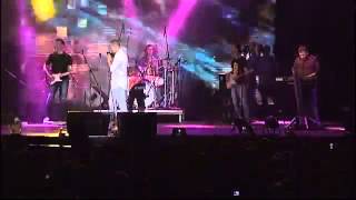 Amar Gile Jasarspahic  Mozda smo i mi  LIVE  Pobjednicki koncert Kakanj 2013 [upl. by Htiekram91]