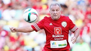 Zico mostra toda a magia em campo e lota Maracanã em sua festa [upl. by Ahsinev183]