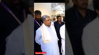 Cm in chitrakala parishathviralvideo trendingvideo chiefministerofkarnataka cmsiddaramaiah [upl. by Kaete]