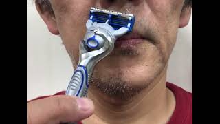 Gillette SKINGUARDでのシェービングテスト [upl. by Peterec484]