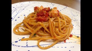 LINGUINE CON SCAMPI AL POMODORO  IN CUCINA COL BANANA [upl. by Latsyrd475]