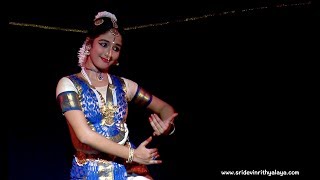 Padam quotThottu thotttuquot by Vishnupriya  Sridevi Nrithyalaya  Bharathanatyam Dance [upl. by Larcher170]