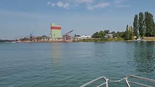 Ausfahrt vom Yachthafen Vogelgrun auf den Rhein bei Breisach 310824 [upl. by Francisco]