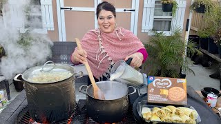 Tamales De Pollo Con Chile Verde y Atole De Almendra Con Galleta [upl. by Varini122]