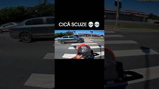 Copil în cărucior bucuresti romania masina motor moto trafic politie bicicleta mama [upl. by Cybil]