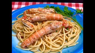 Spaghetti agli Scampi  Ricetta Facile e Veloce da Preparare [upl. by Odelle591]