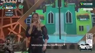 Marília Mendonça Cantando quotAcasoquot Na Live Sicoob UniCentro [upl. by Htennaj]