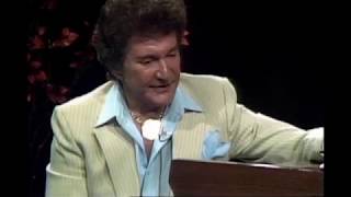 A wonderful Liberace interview  Part 1 1982 [upl. by Viens801]