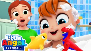 Un bain avec mes jouets  Comptines avec Bébé Louis  Little Angel Français [upl. by Anitra]