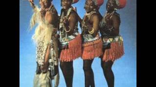 Mahlathini amp the Mahotella Queens  Melodi Yalla [upl. by Corissa]