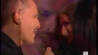 Laura Pausini  Especial Miguel Bosé Te Amaré [upl. by Muire]