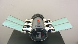 Motion control of a bioinspired underwater robot with undulatory fin propulsion [upl. by Ettecul]