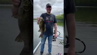 Solid day on candlewood fishing bassfishing largemouthbass smallmouth rangerboats [upl. by Nonnad]