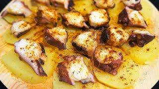 Pulpo a la gallega con patatas [upl. by Barrow]