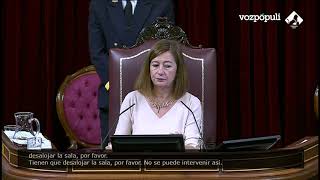 Una mujer interviene desde el público interrumpiendo la Sesión de Control [upl. by Nyledaj706]