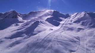 Espectacular tour aéreo sobre Grandvalira pocas horas antes de inaugurar la temporada 20132014 [upl. by Kallman]