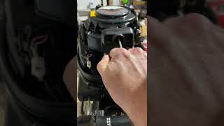 Suzuki DF20 outboard motor problems  part 2 [upl. by Rebhun378]