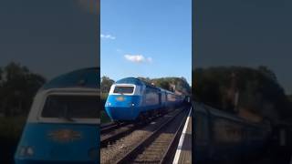 43046 and 43047 arriving into Bishops Lydeard [upl. by Lenoj125]