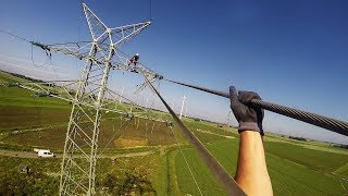 110KV Freileitung Hochspannungsleitung abseilen zum Ausbau der Steigleitungen [upl. by Nylcoj]