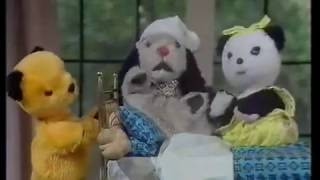 The Sooty Show 1981 Series 1 5 Picnic Episode Kids TV Shows Full Episodes Soo amp Sweep Newest Cbee [upl. by Jeff883]