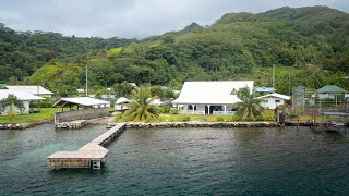 RAIATEA  AVERA Maison bord de mer avec ponton [upl. by Marvella]